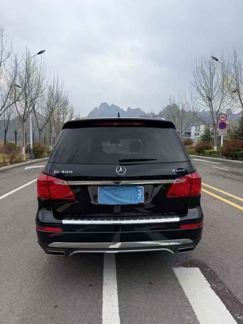 东营16年奔驰GL9