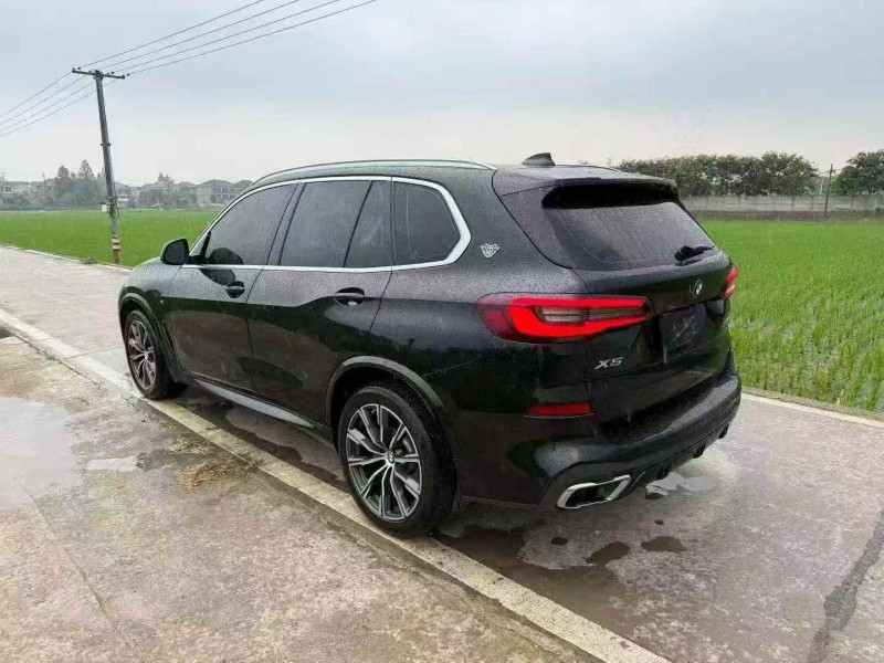 衢州21年宝马X59