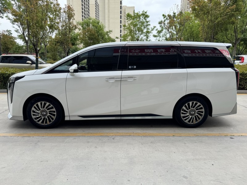 济宁23年传祺M8/GM83