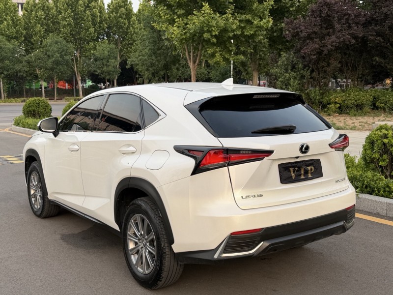 济宁18年雷克萨斯NX3