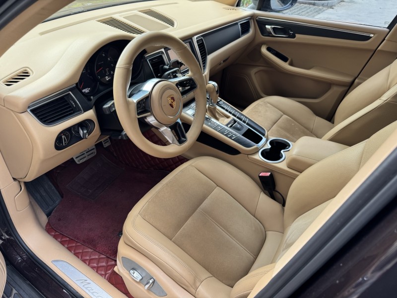 济宁15年保时捷Macan2