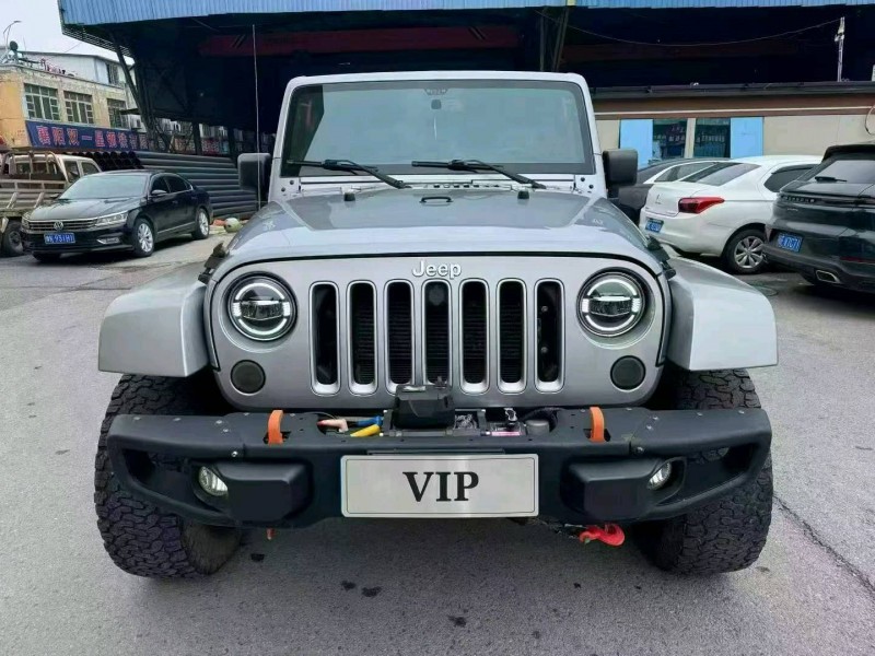 襄阳18年Jeep牧马人1