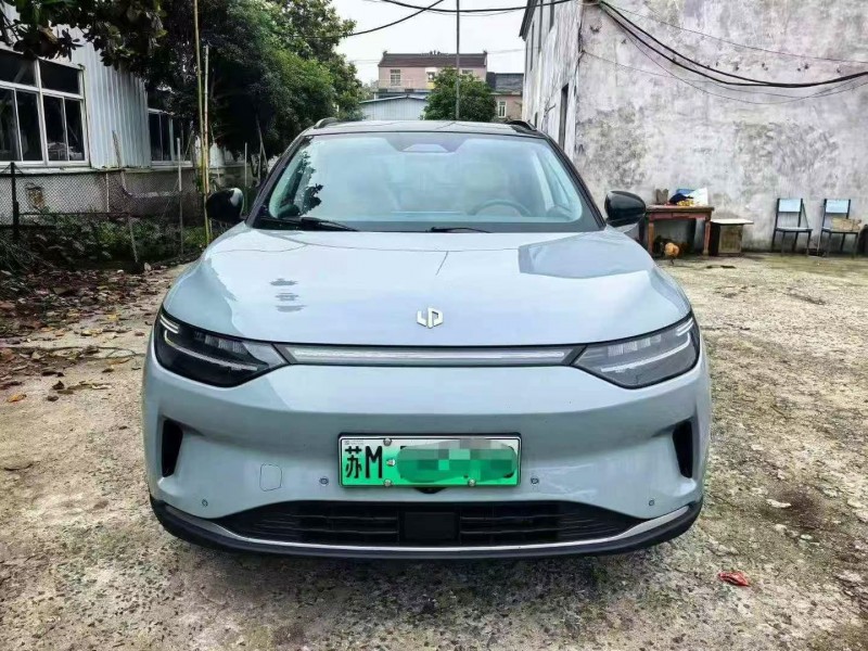 徐州25年零跑汽车C111