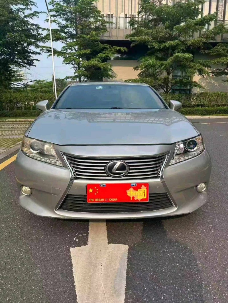 广州13年雷克萨斯ES1