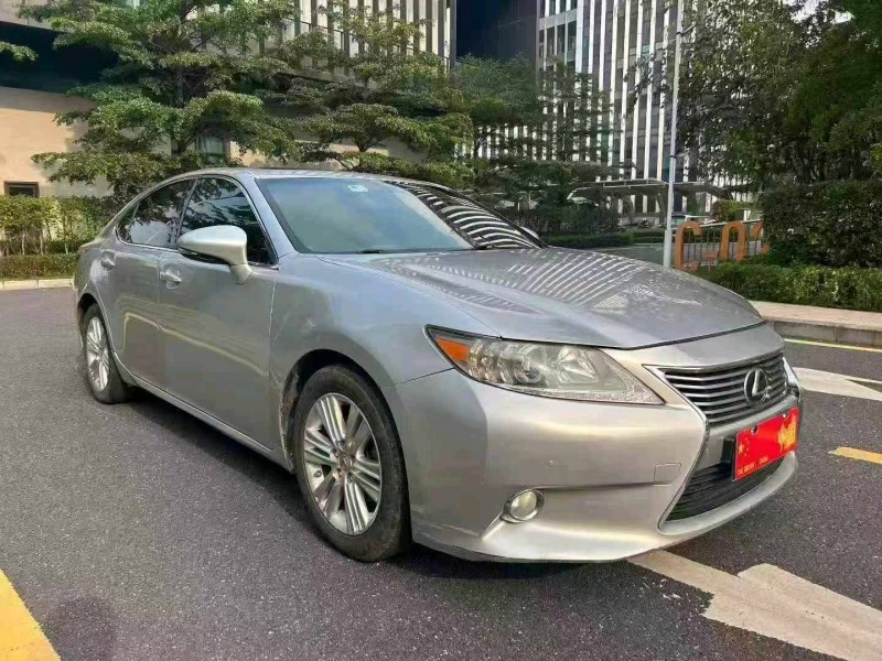 广州13年雷克萨斯ES3