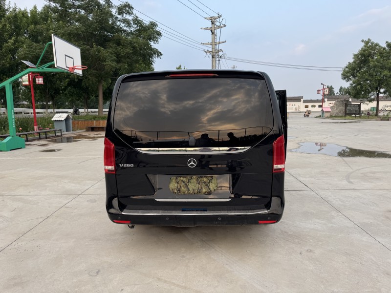 徐州21年奔驰V9