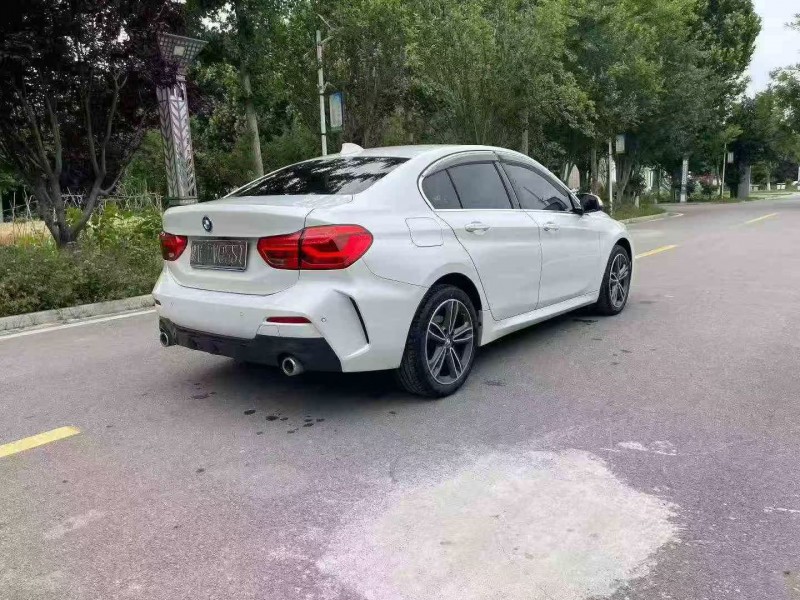 烟台23年宝马1系6