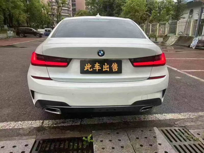 重庆20年宝马3系8