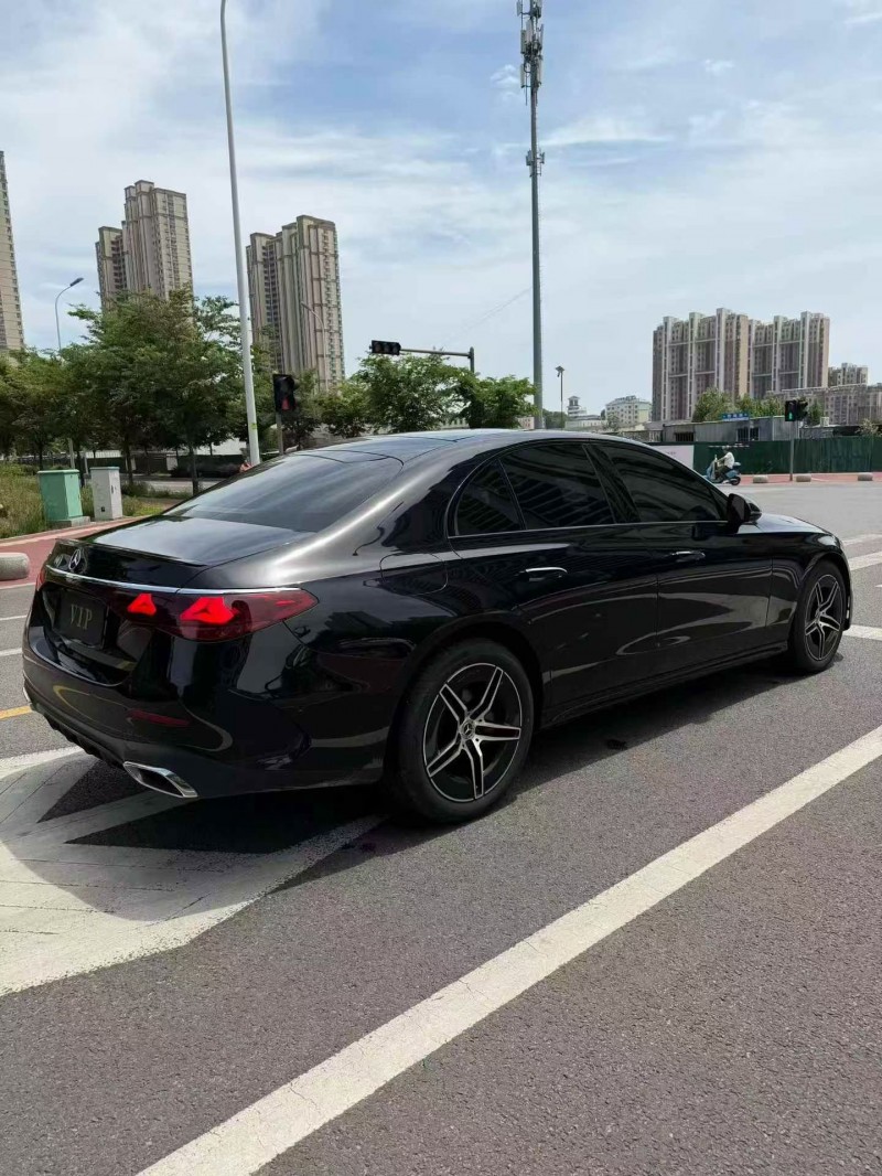 东营26年奔驰E7