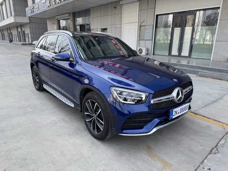 济宁22年奔驰GLC2