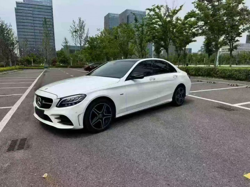 苏州21年奔驰C2