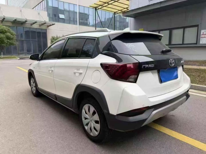 南通20年丰田YARiS L 致炫8