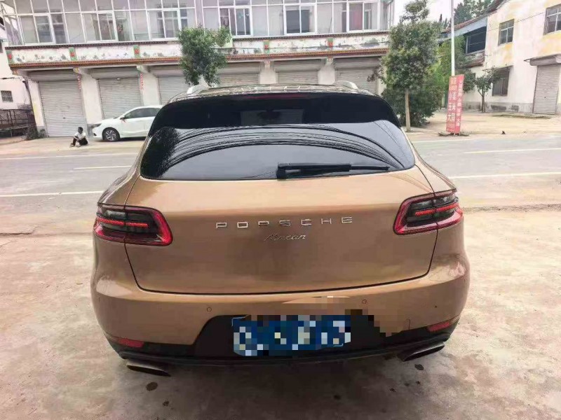 温州15年保时捷Macan8