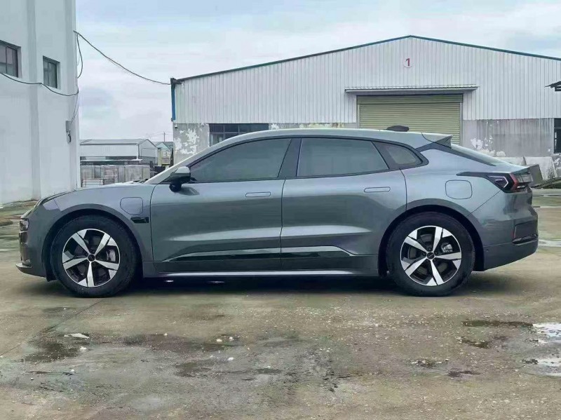 宜昌23年极氪汽车0016
