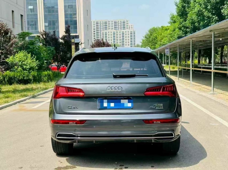 东营19年奥迪Q59