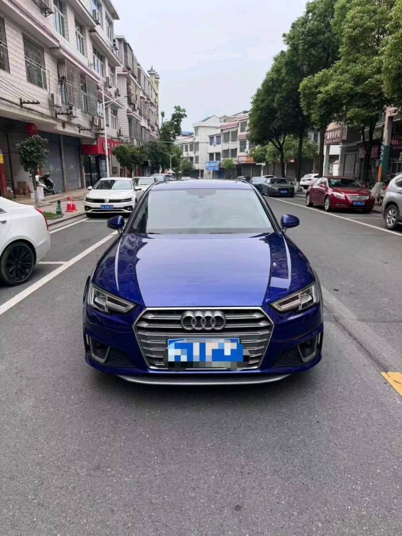 长沙19年奥迪A4L1