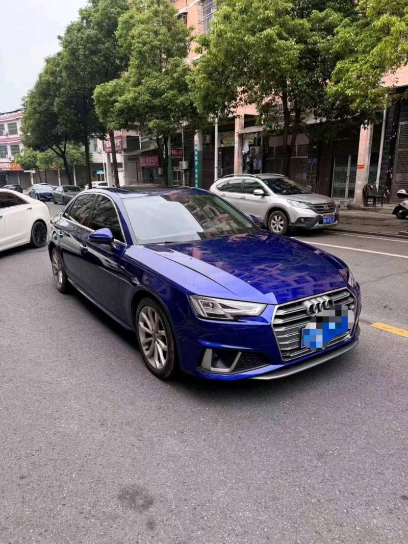 长沙19年奥迪A4L2