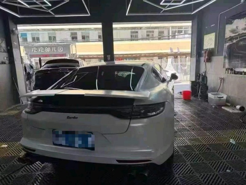 广州11年保时捷帕拉梅拉3