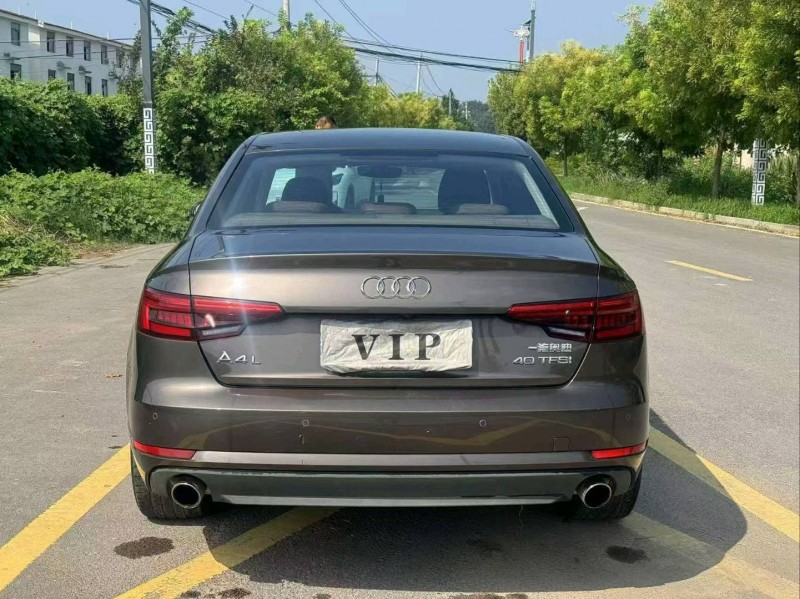 安阳17年奥迪A4L7