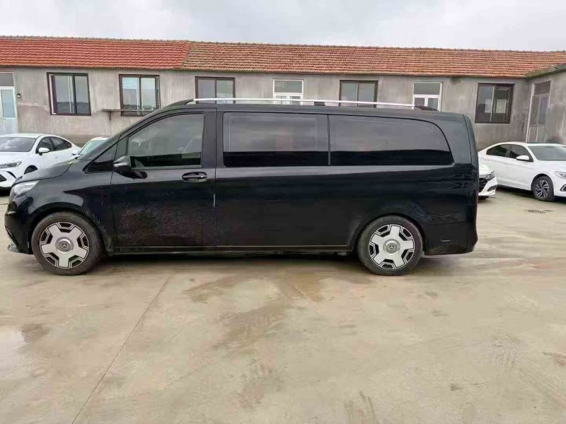 东营20年奔驰V8