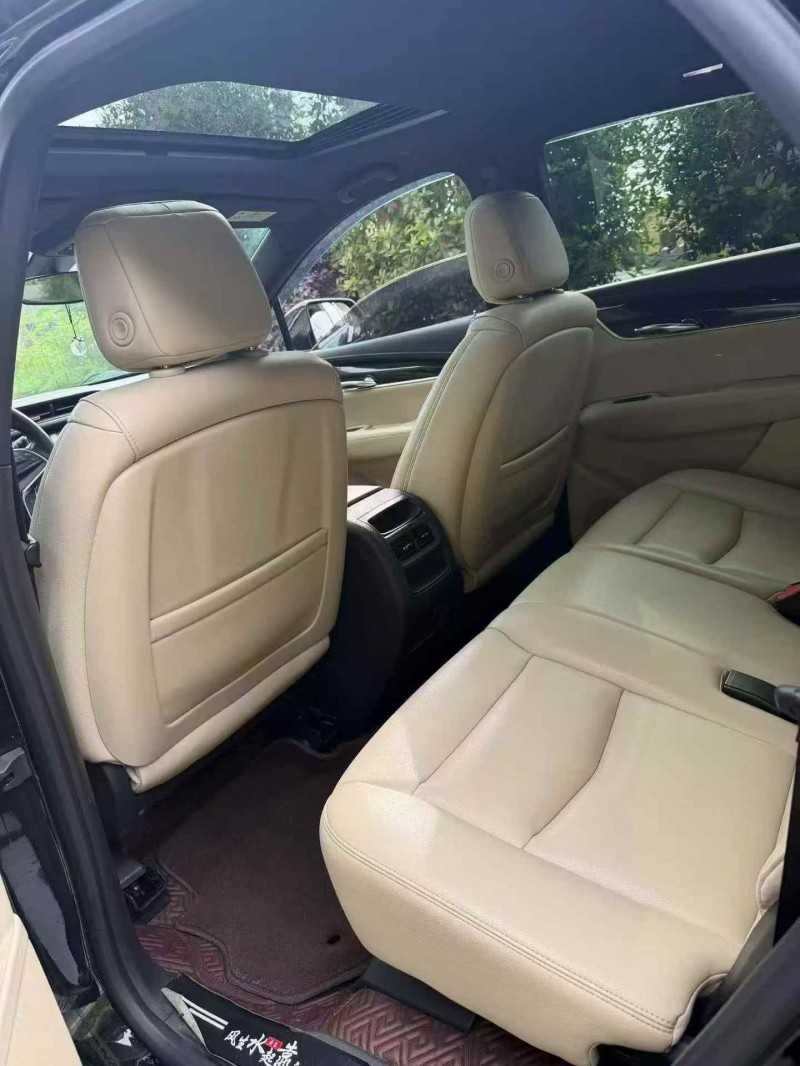 金华17年凯迪拉克XT56