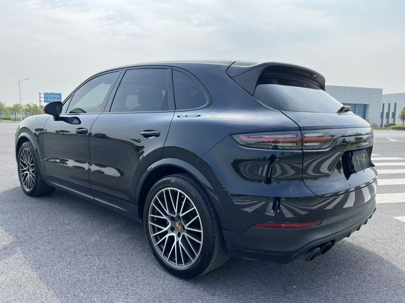 泰州22年保时捷卡宴6