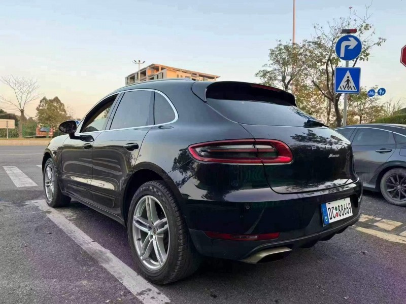 惠州15年保时捷Macan9