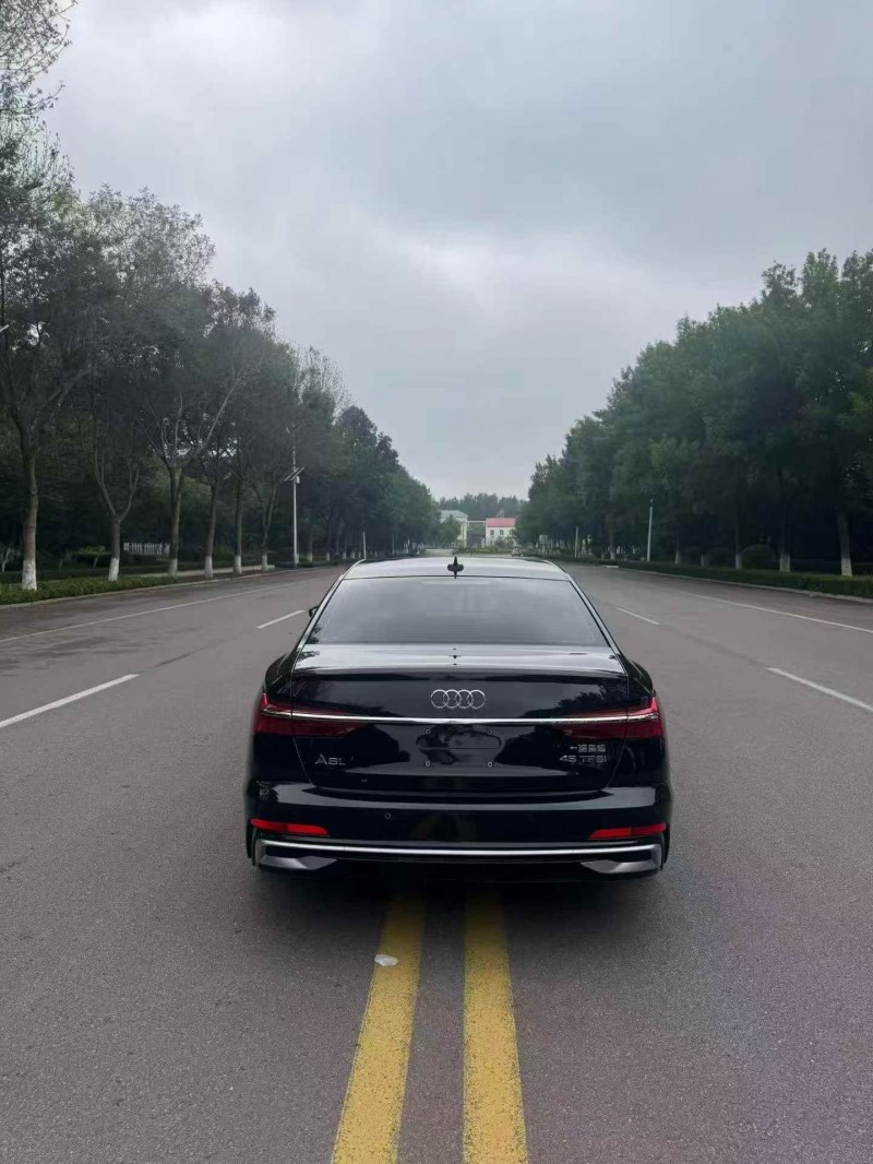 东营24年奥迪A6L8