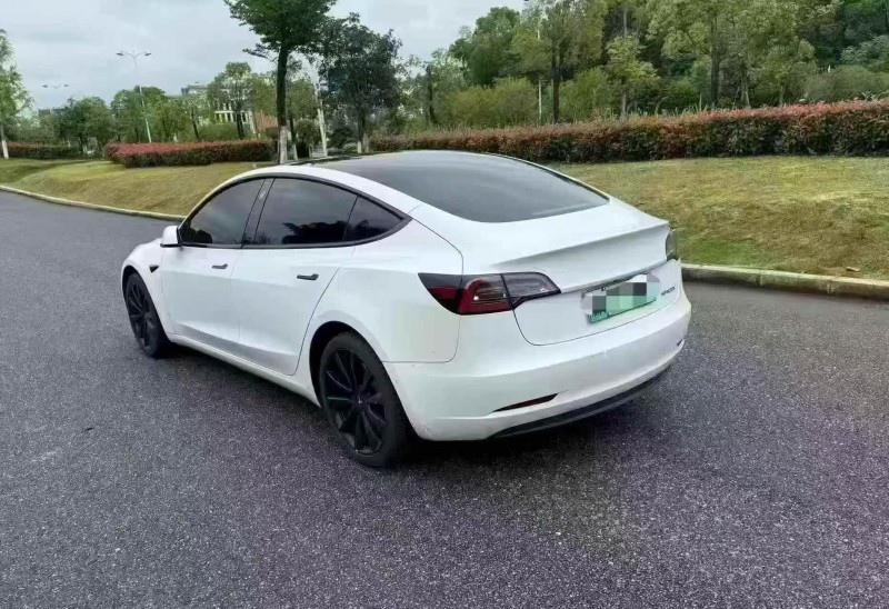 湖州20年特斯拉MODEL 38
