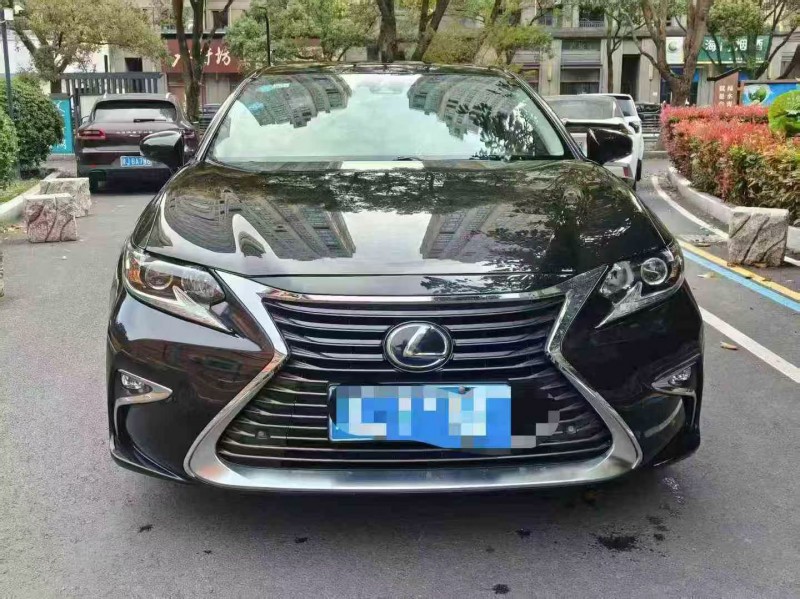 嘉兴17年雷克萨斯ES1