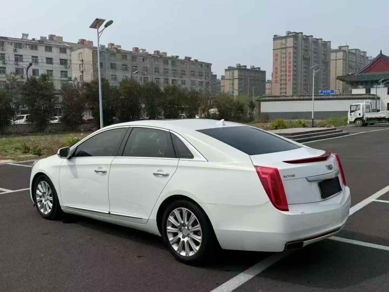 聊城16年凯迪拉克XTS8