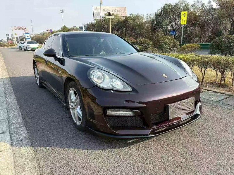 湖州13年保时捷帕拉梅拉2