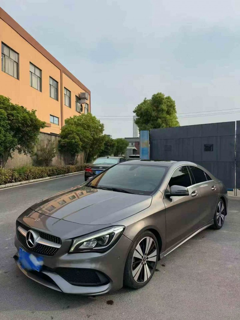 湖州17年奔驰CLA3