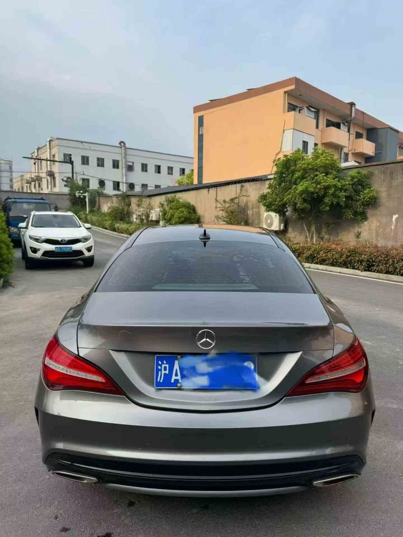 湖州17年奔驰CLA9