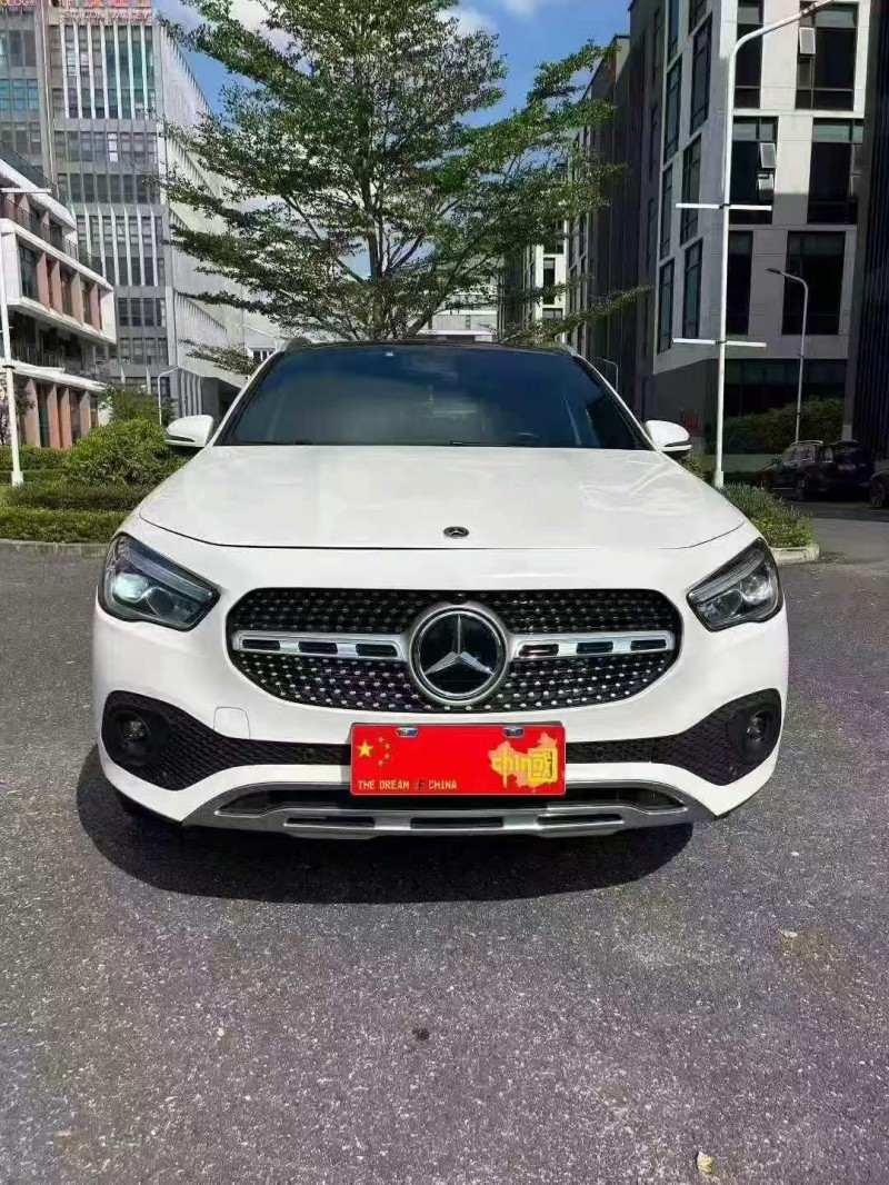广州21年奔驰GLA1