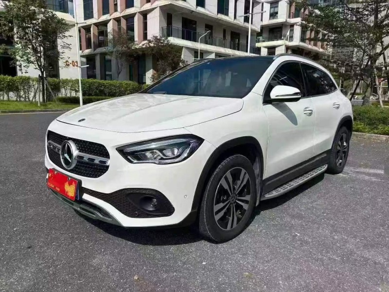 广州21年奔驰GLA2