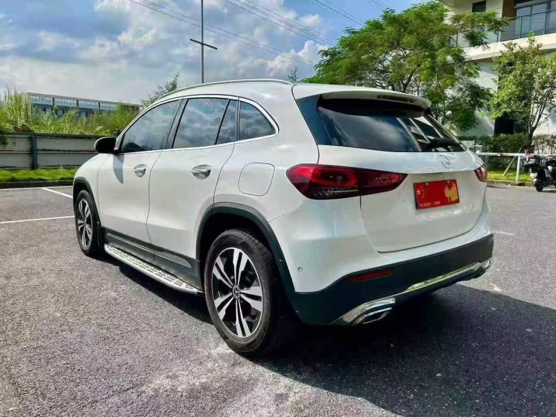 广州21年奔驰GLA7