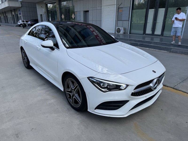 济宁21年奔驰CLA2