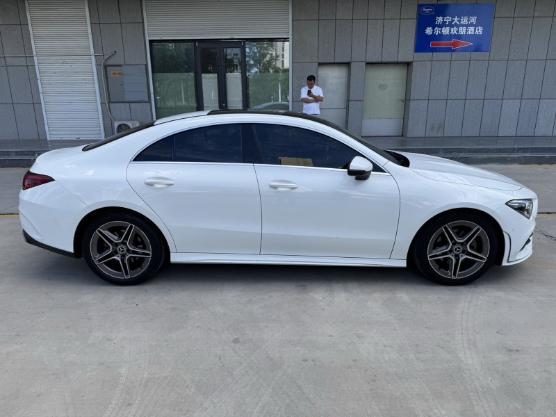 济宁21年奔驰CLA4