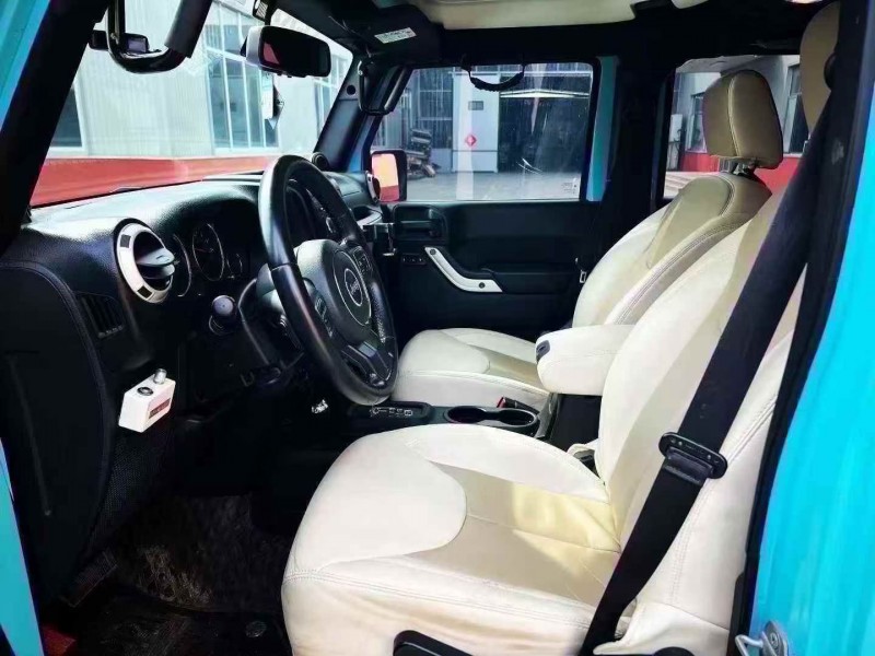 枣庄14年Jeep牧马人6