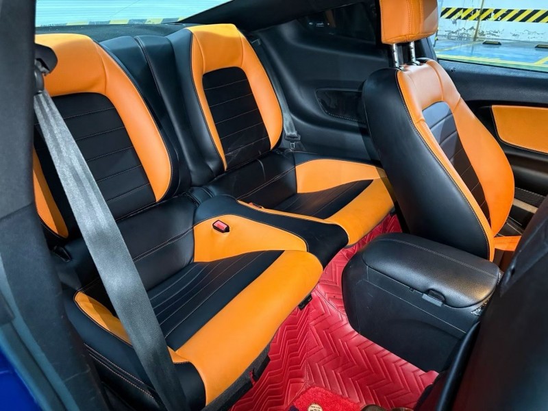 成都19年福特野马9