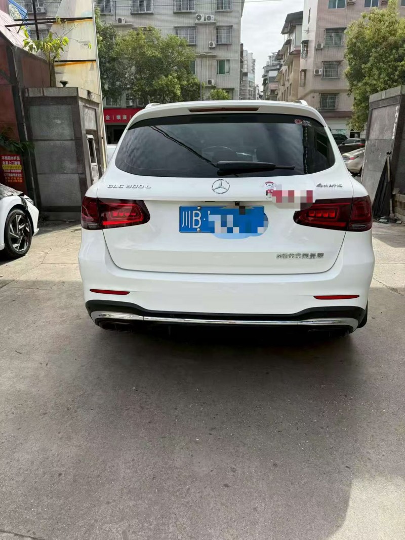 成都19年奔驰GLC3