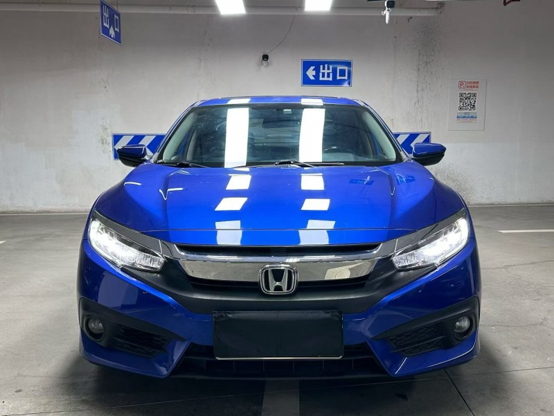 成都19年本田思域1