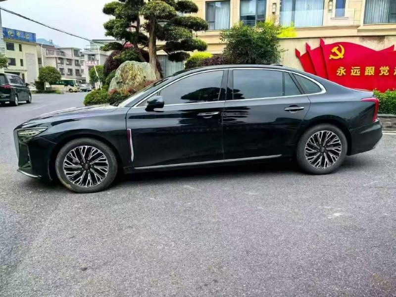 嘉兴23年红旗H57