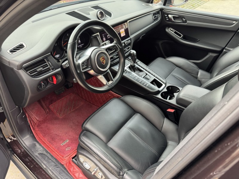 济宁20年保时捷Macan5