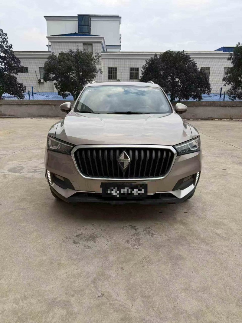 岳阳19年宝沃BX51