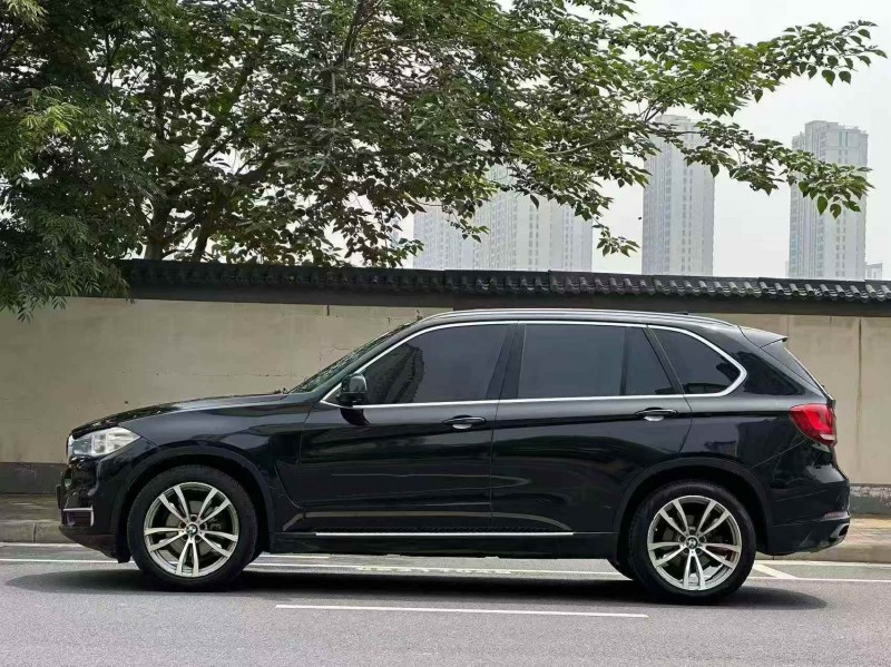 郑州15年宝马X57