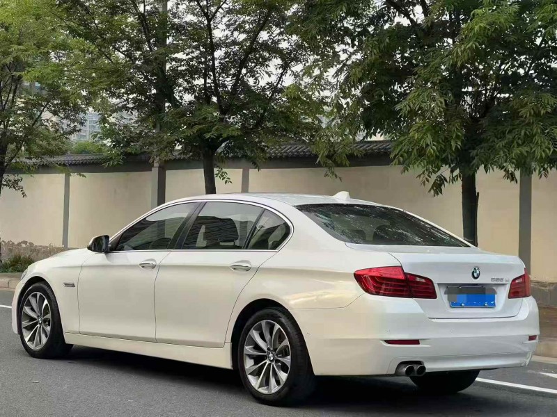 郑州13年宝马5系7