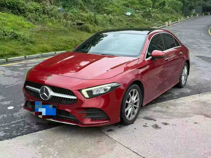 福州19年奔驰A2