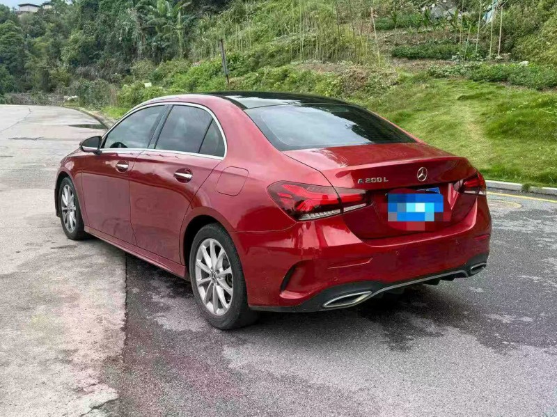 福州19年奔驰A7